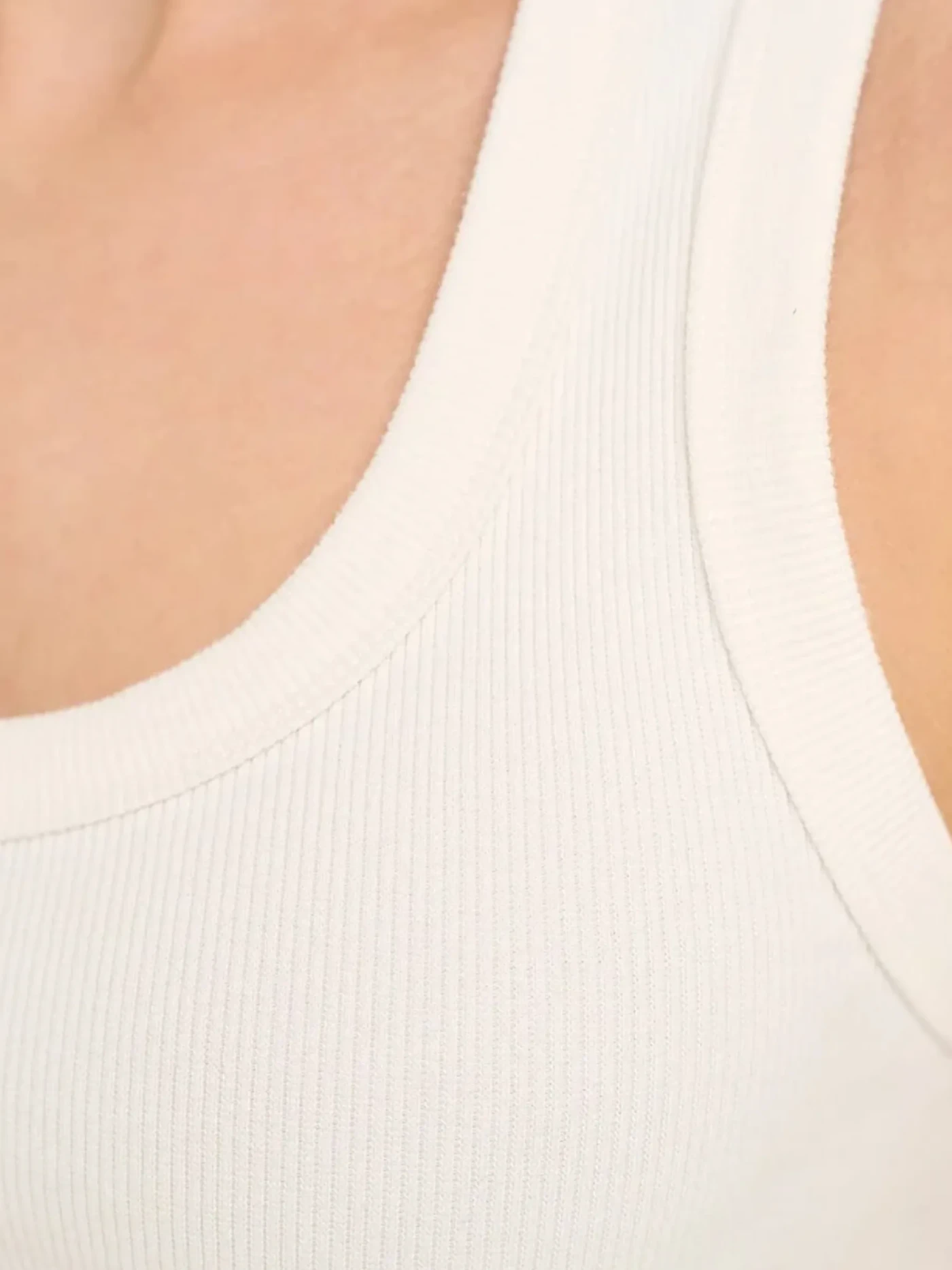 tanktop-dames-katoen-joni-white-3.webp
