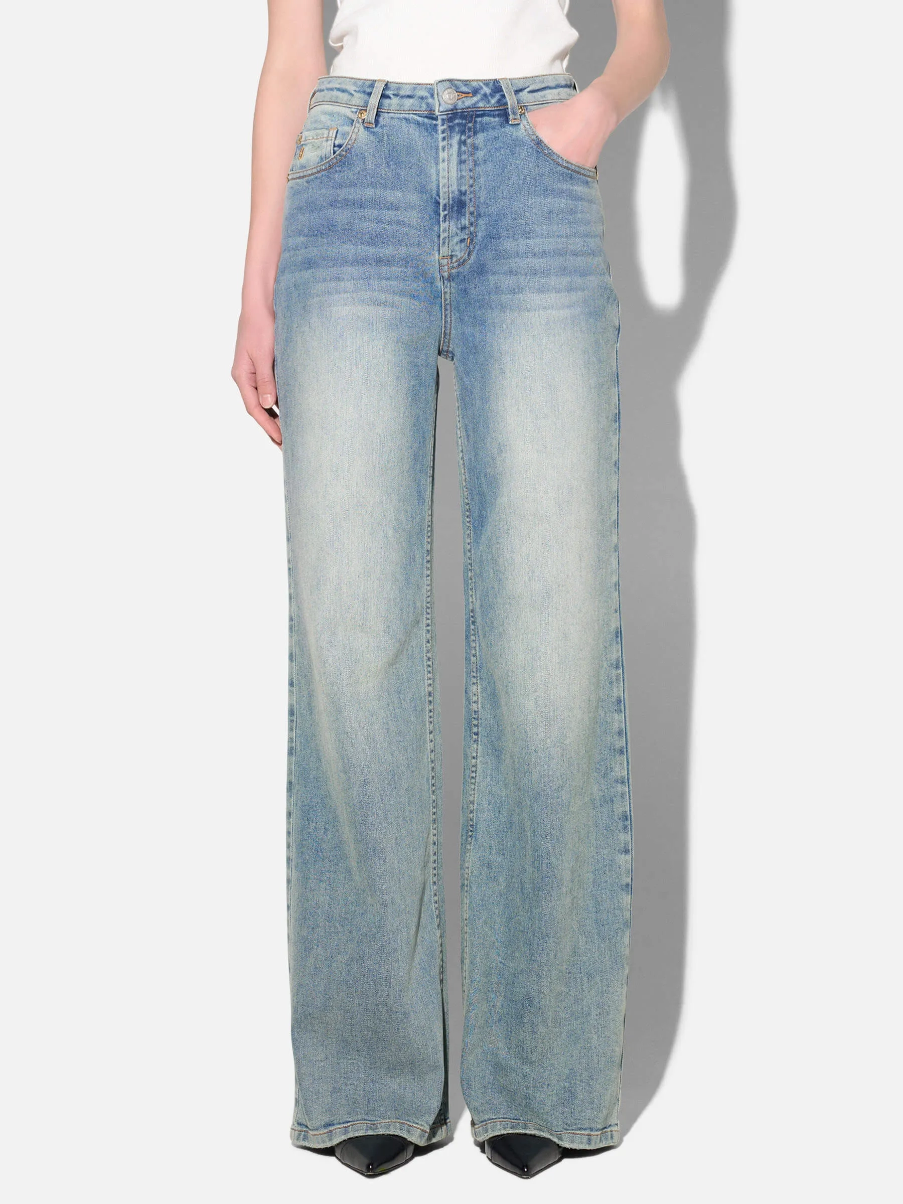 Women's Straight-Leg Stretch Jeans, Janice