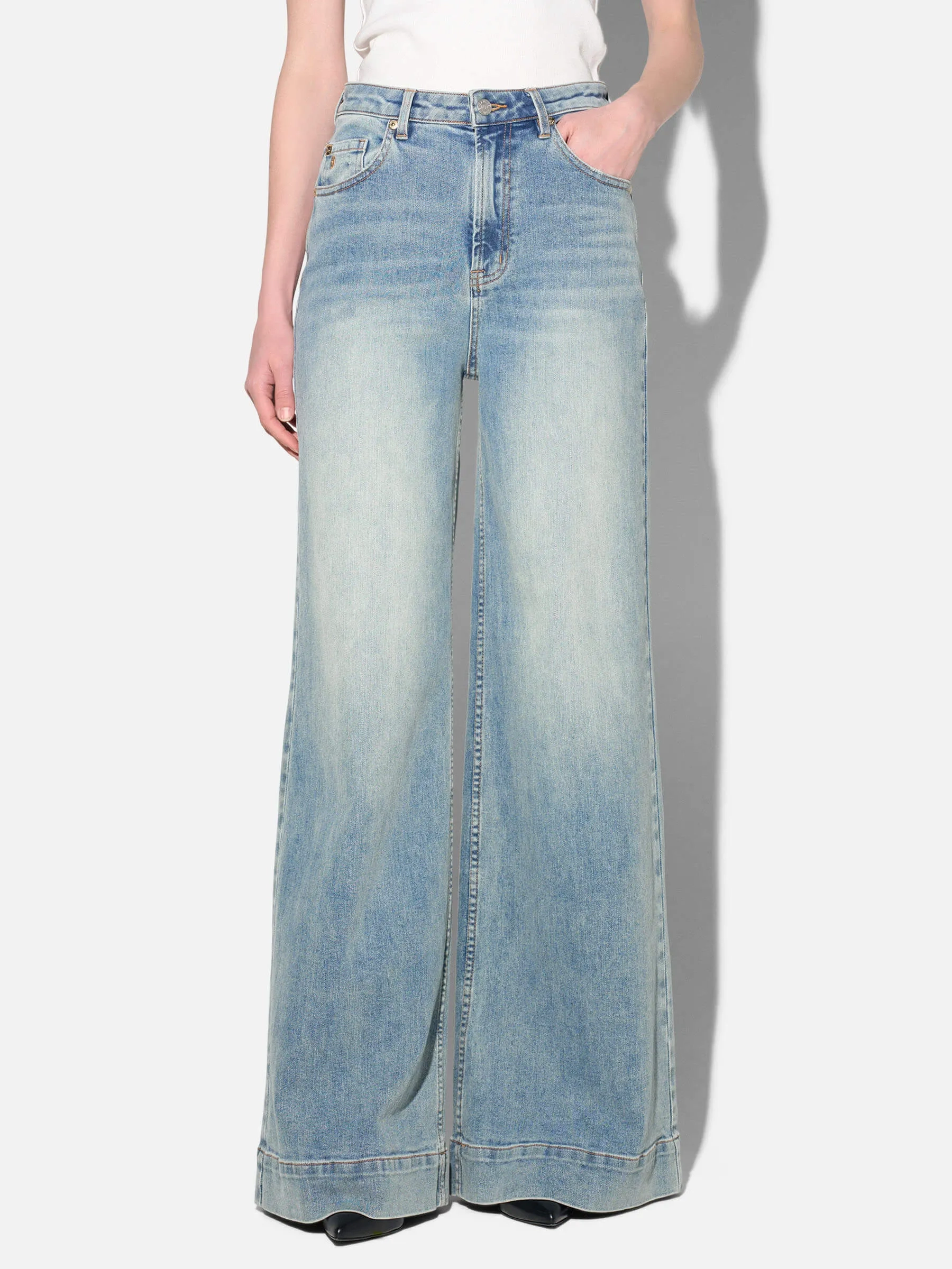 Women's High-Rise Wide-Leg Stretch Jeans