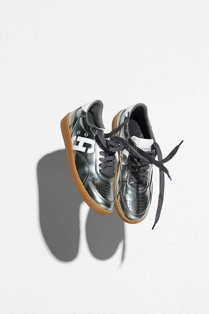 Women's Handball Vintage Stanley Silver Mirror Sneakers