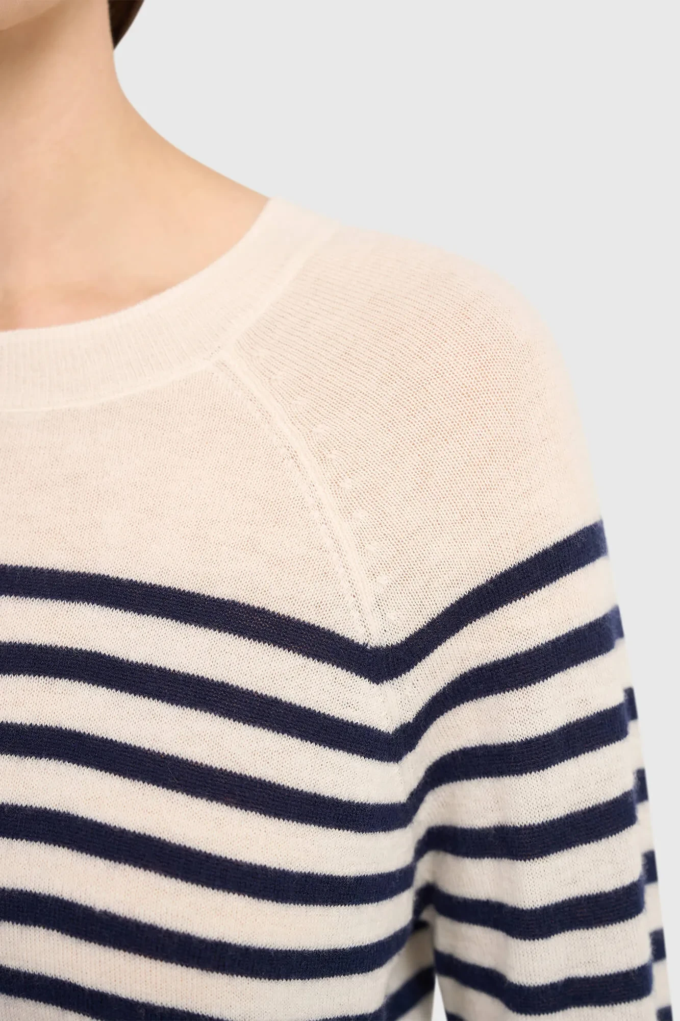Blau gestreifter Damenpullover aus Merinowolle – Rich