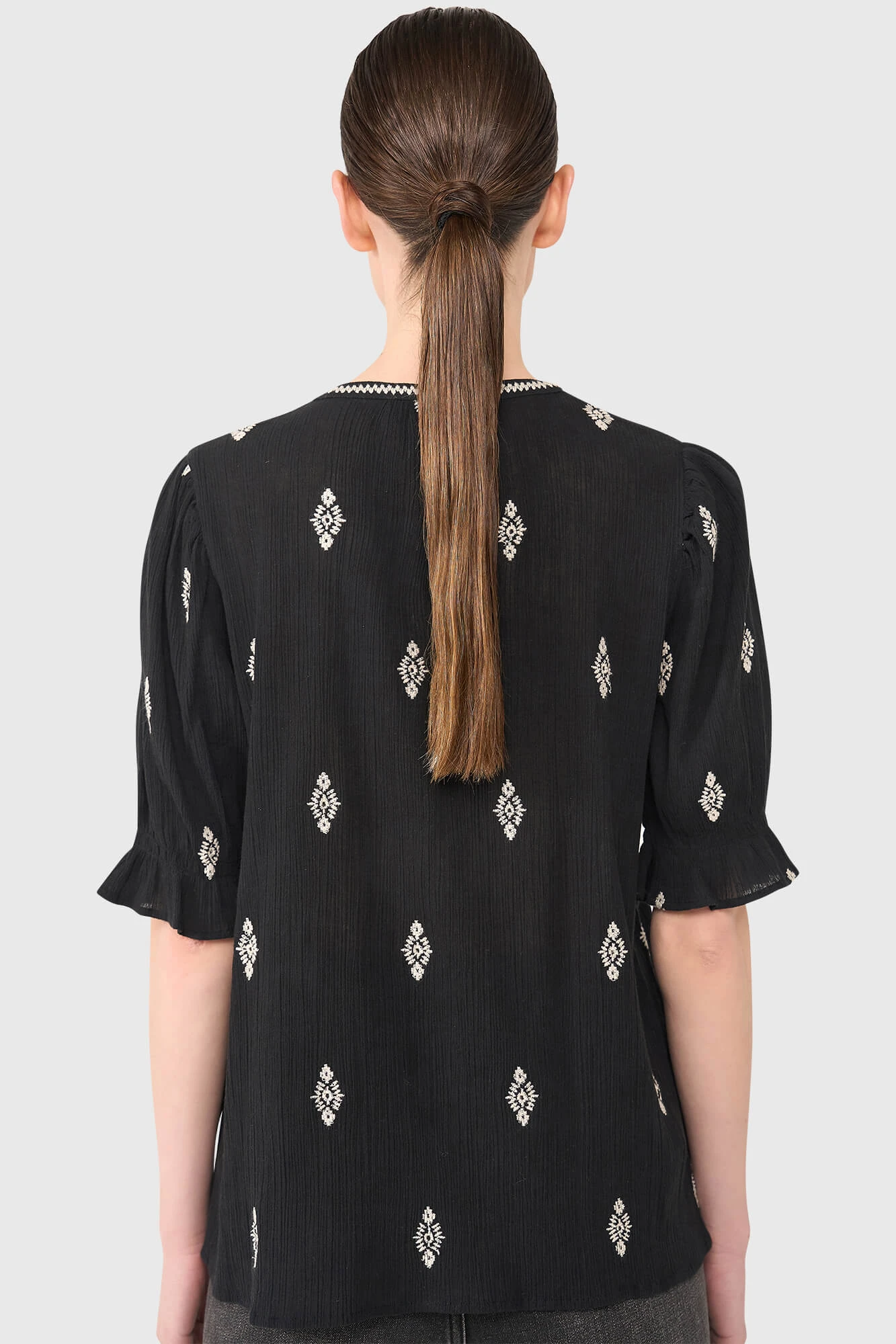 Kai Black Aztec