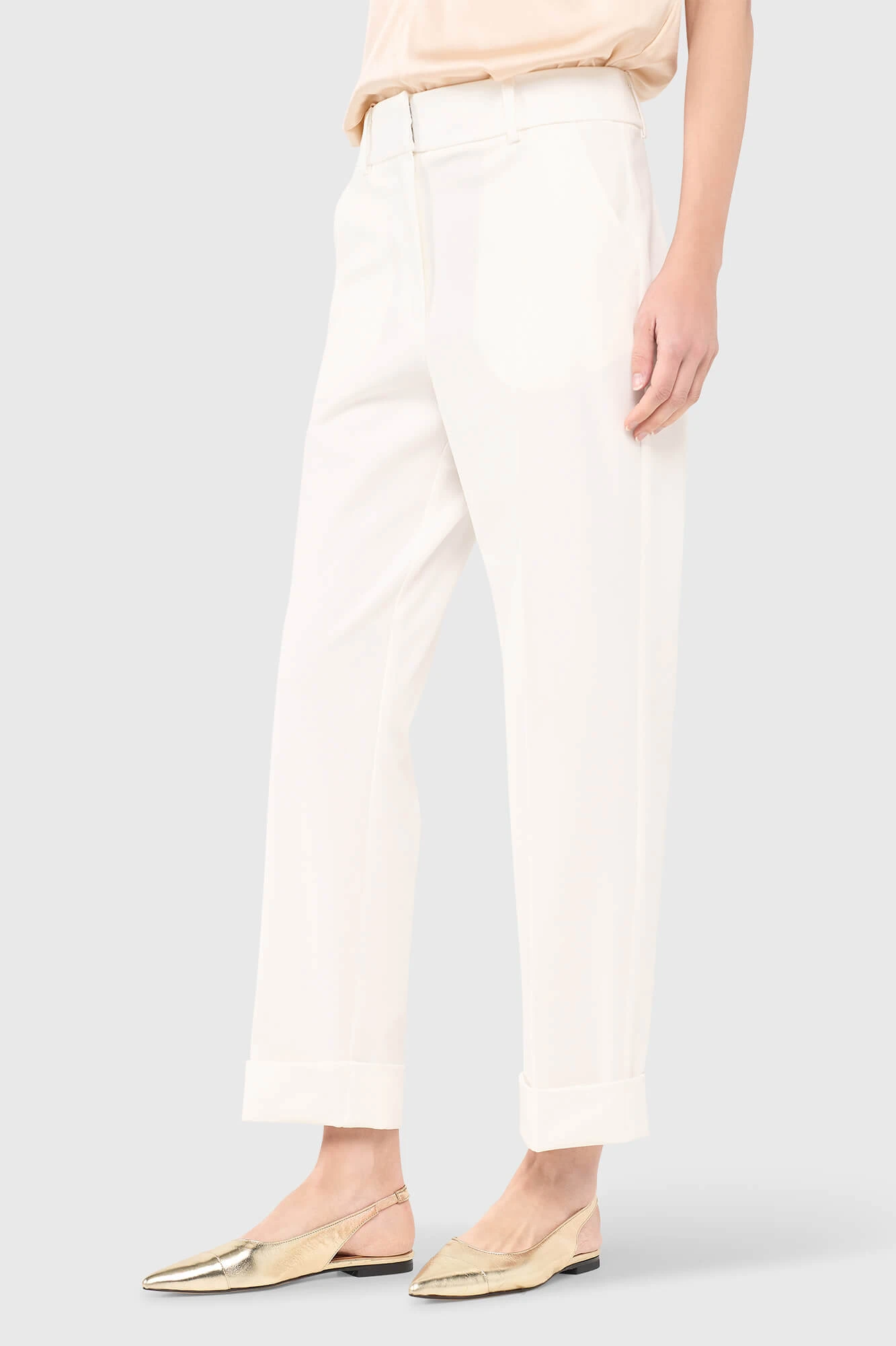Sean Broek Off-white