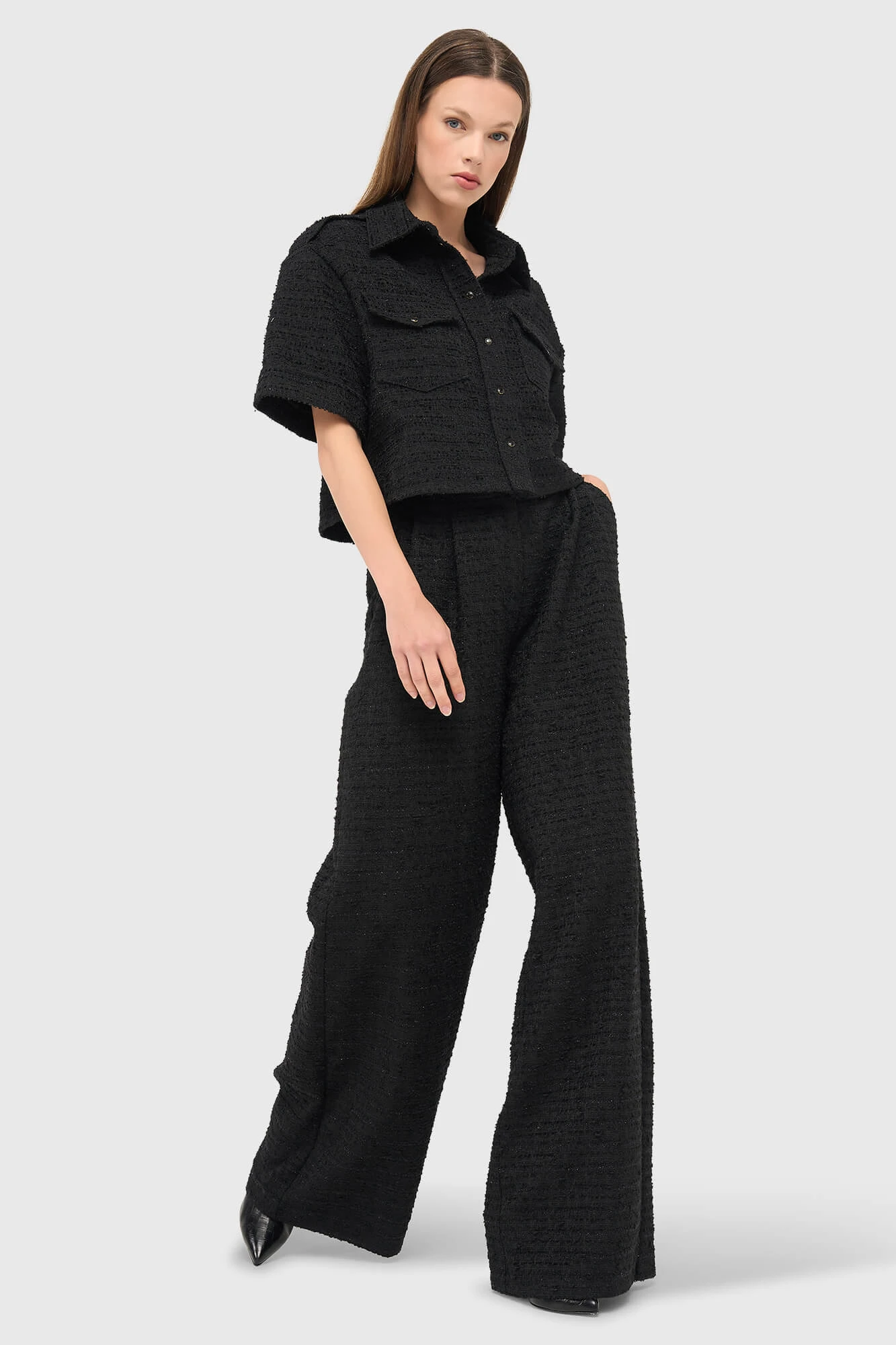 Schwarze Damenhose aus Tweed mit Lurex