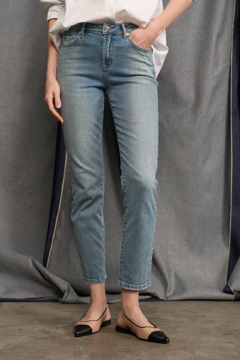 De redenen waarom een momjeans in je kast moet janice