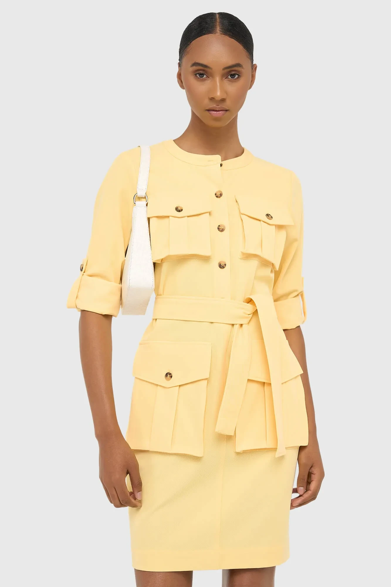 Gelbes Kleid mit Taschen von Alvin