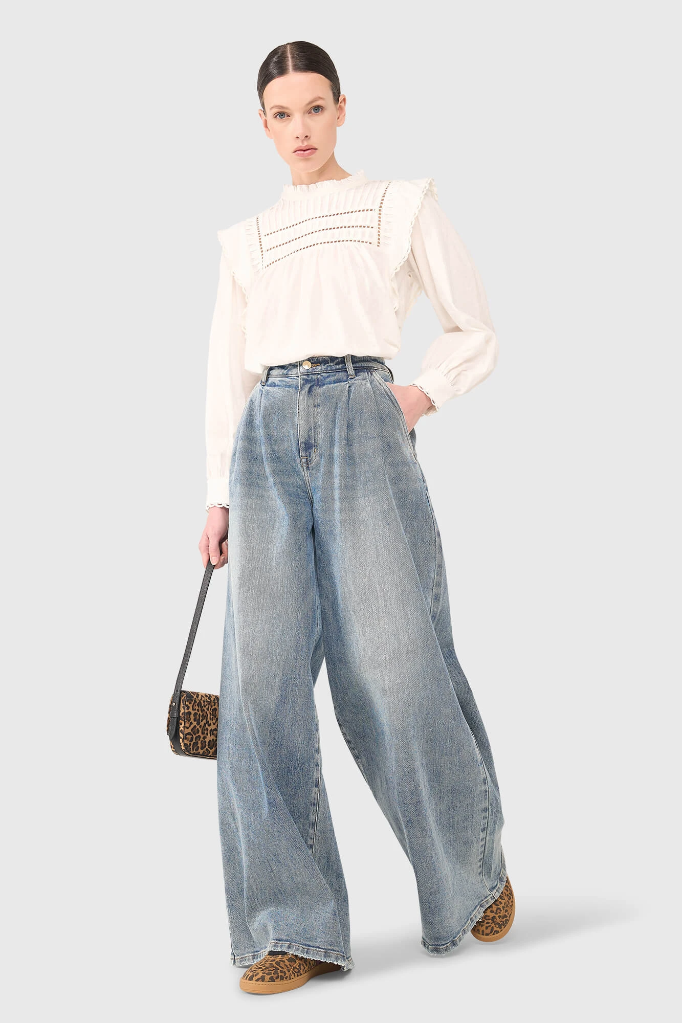 Dollar Blue 328