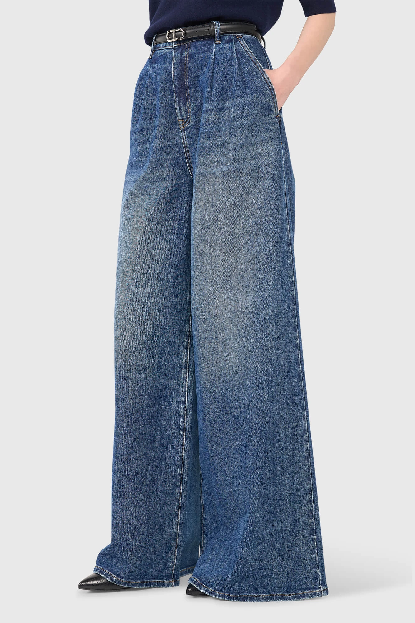 Dollar Blue 214