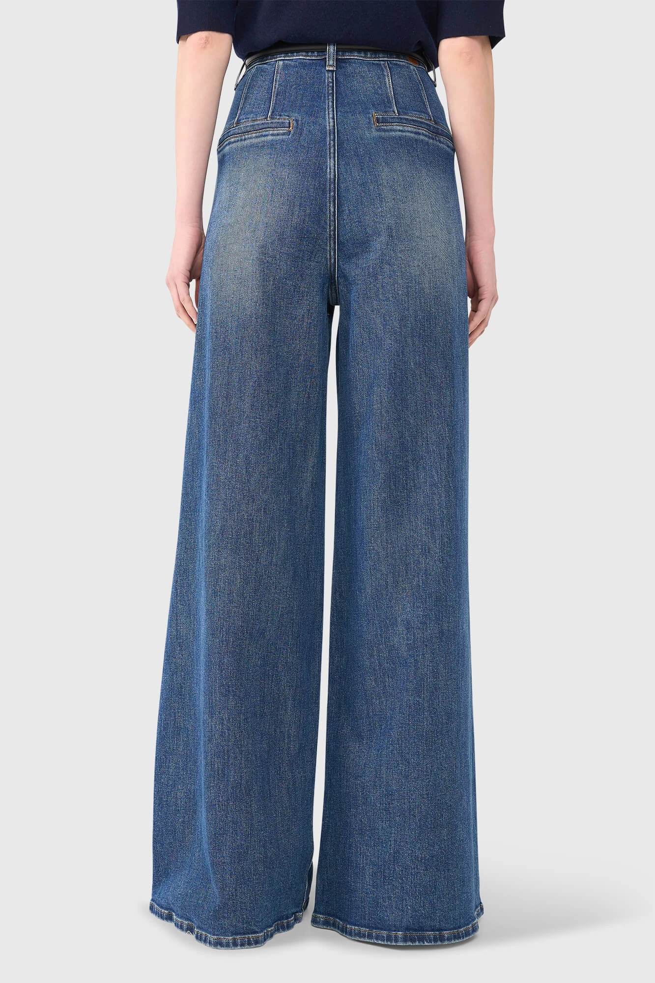 Dollar Blue 214