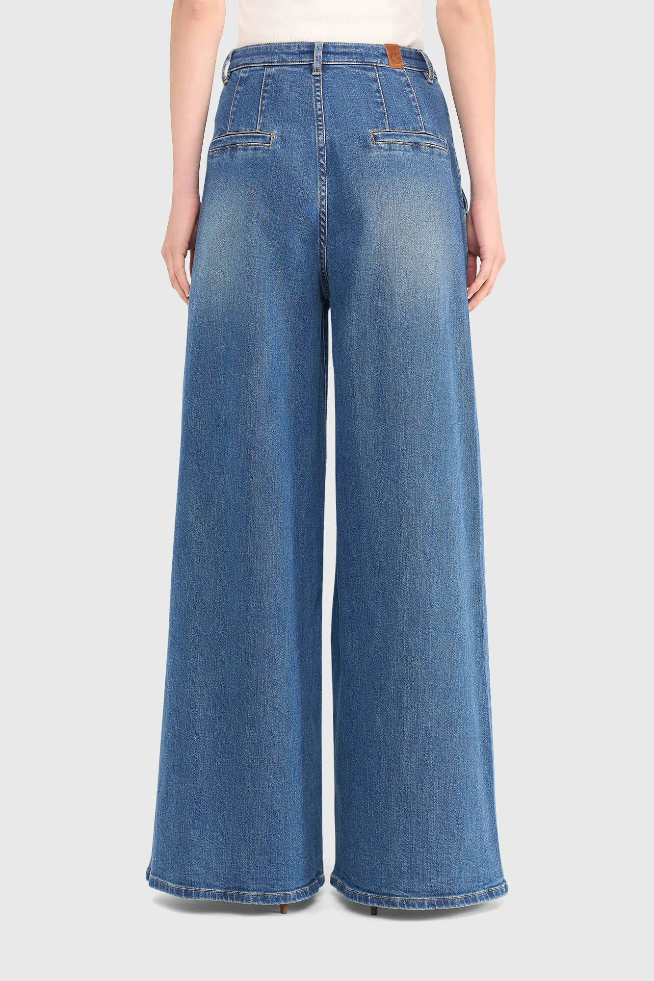 Damenjeans mit weitem Bein, Dollar-Blau 111