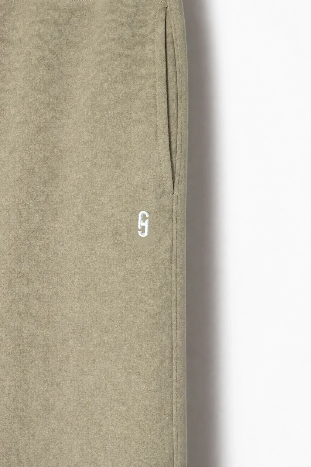 Green women's jogging pants by Luther