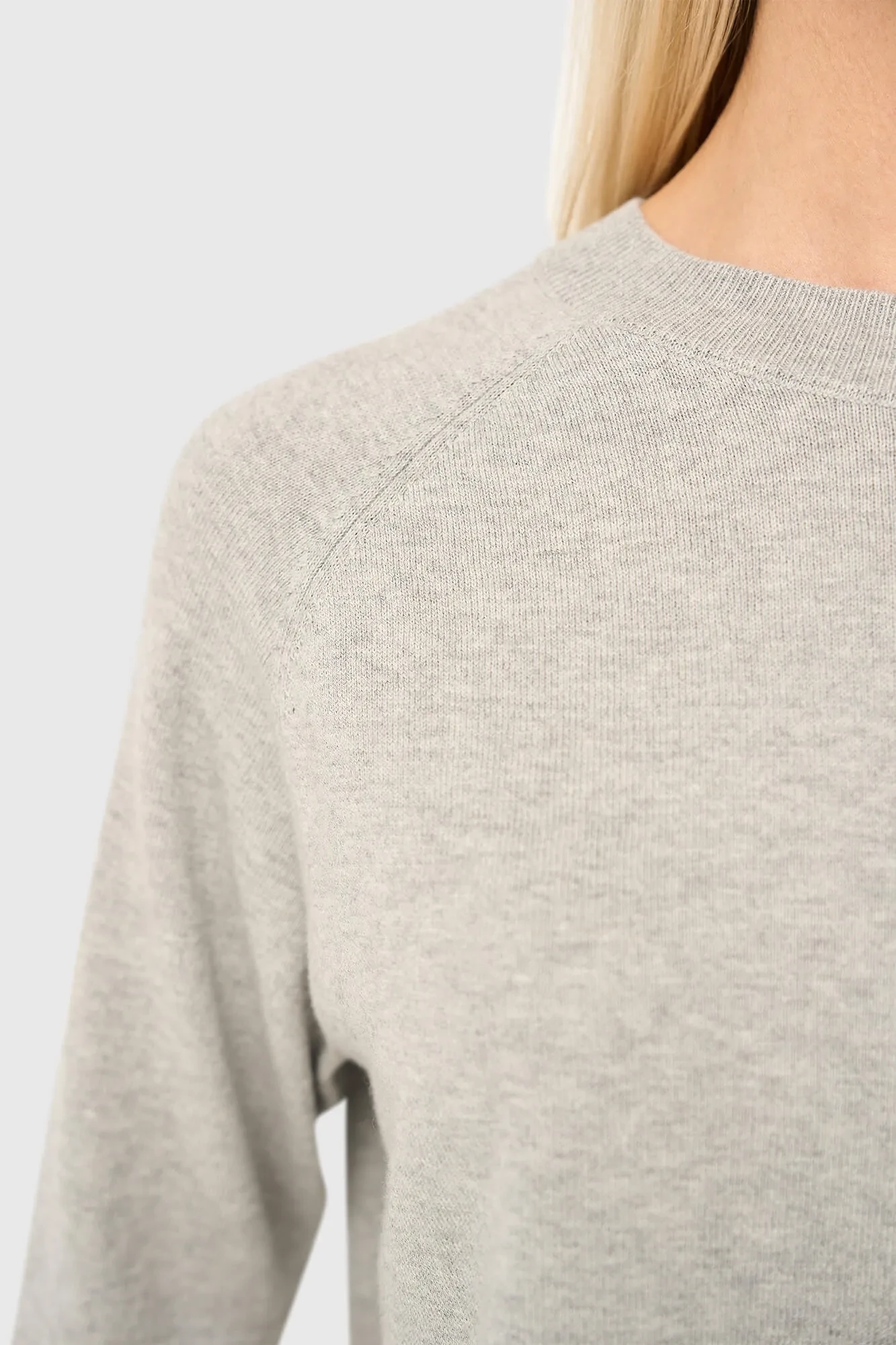 Cotton-Cashmere Knit Sweater in Moss Gray