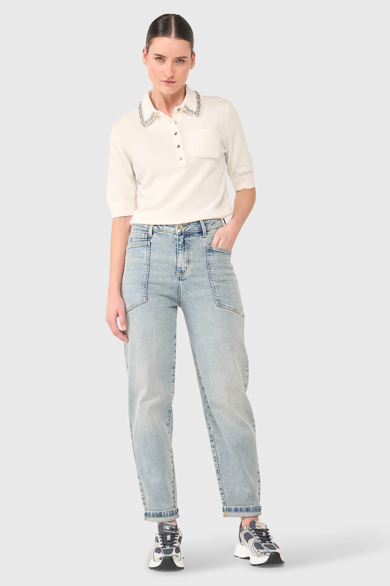 Rebel Off White Steentjes