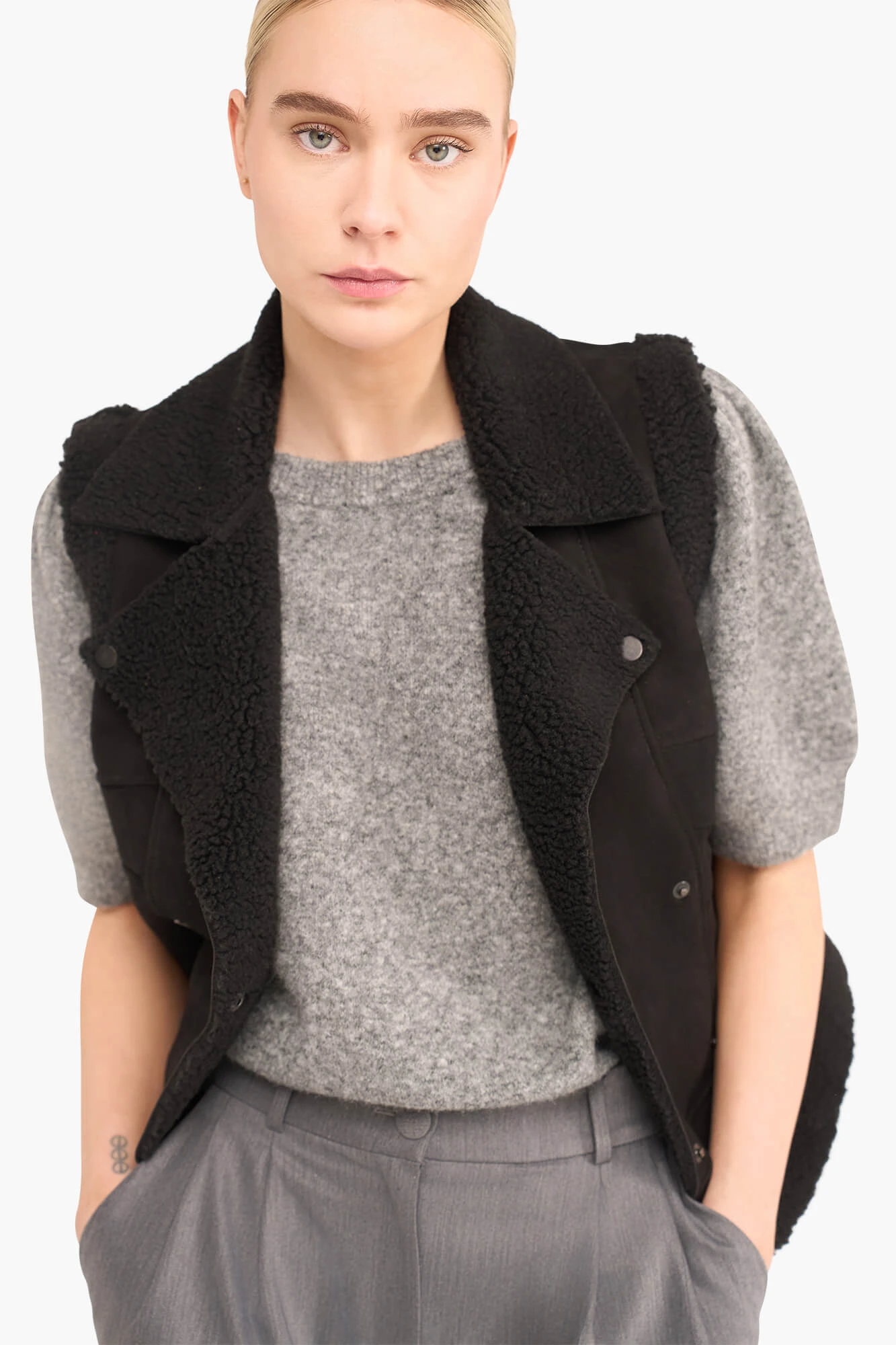 Lammy Damenweste Suede Nick Schwarz