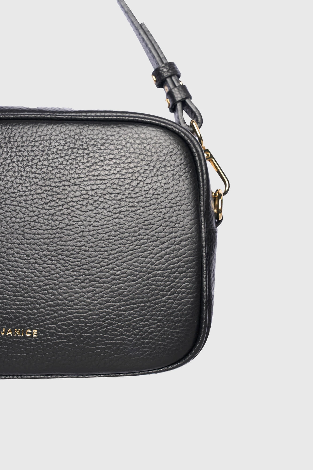 Leder-Umhängetasche für Damen „Bruce“ in Schwarz