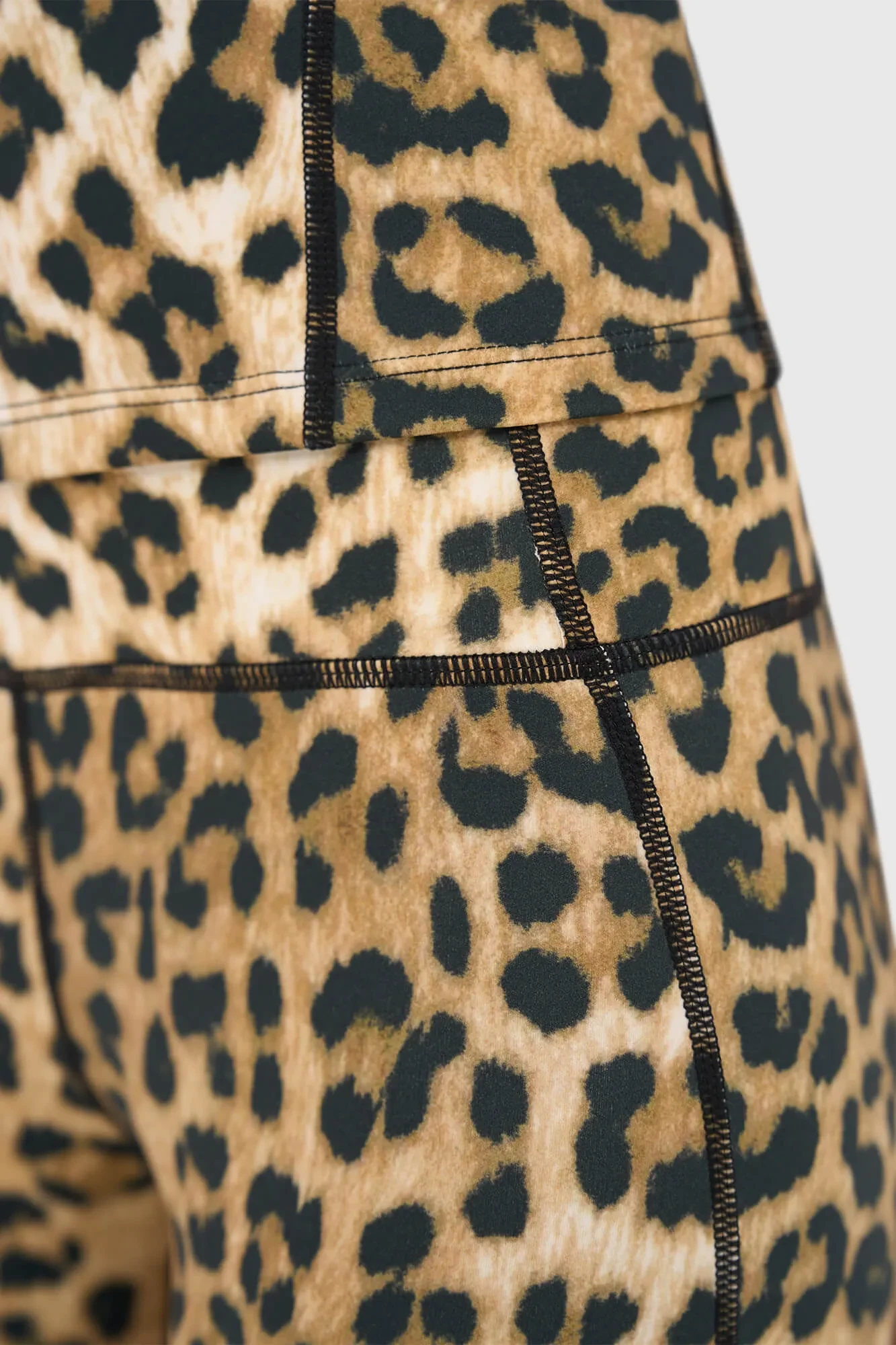 Leggings mit Leopardenmuster für Damen – Sportbekleidung Ye