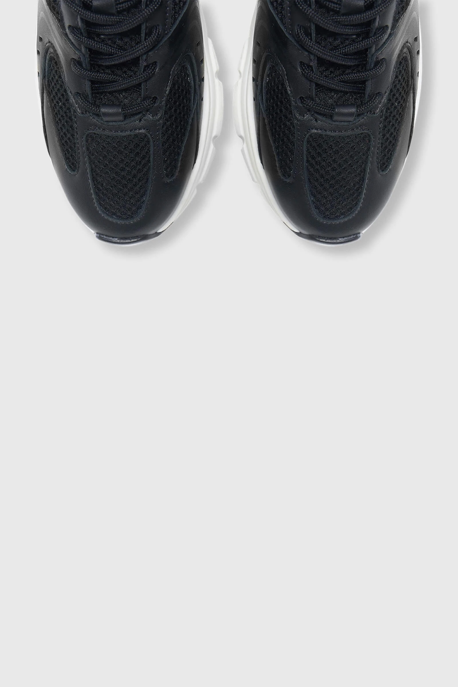 Bolt Zwart 989 Leer