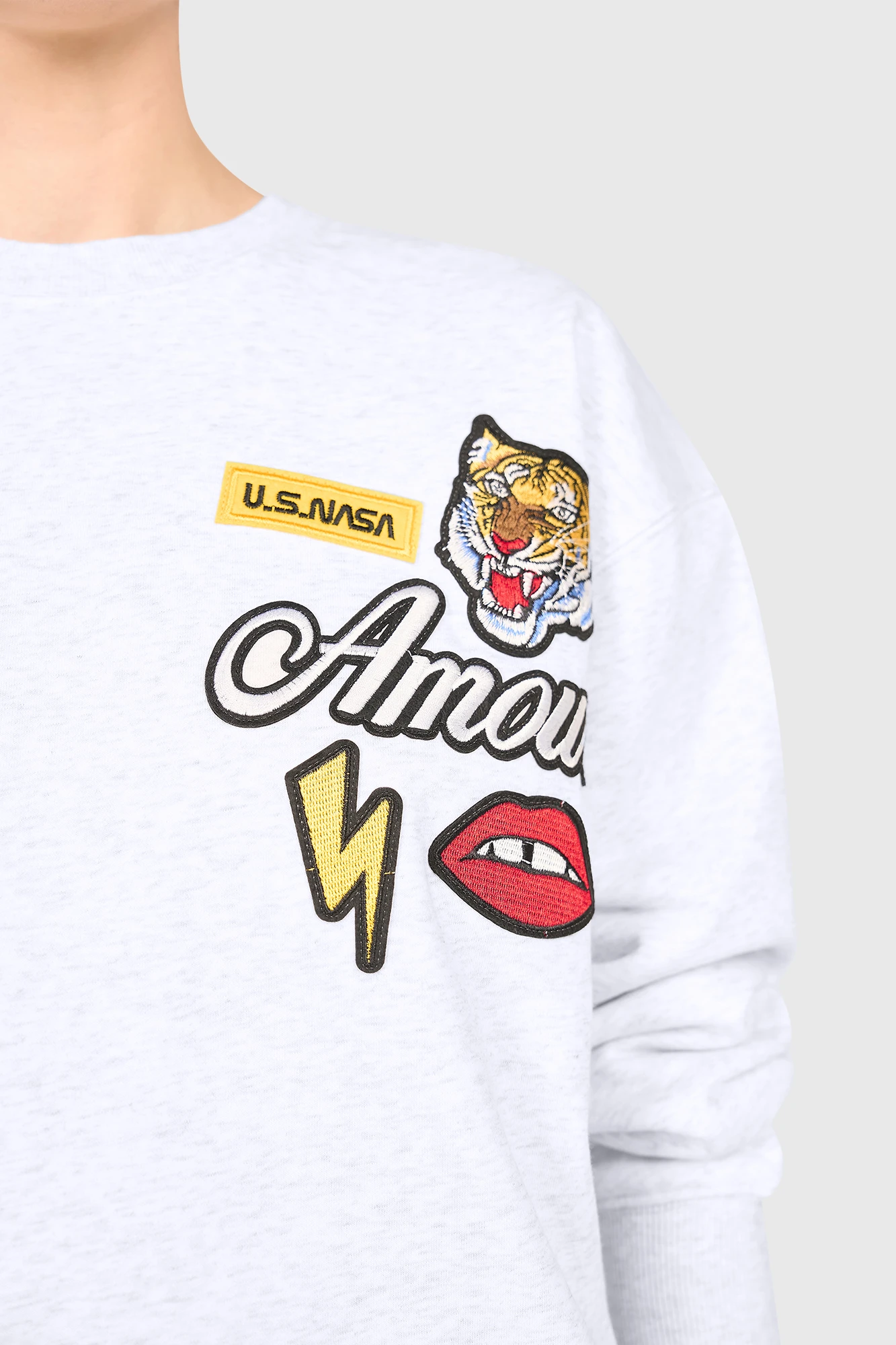 Andy Sweater Licht Grijs Patches
