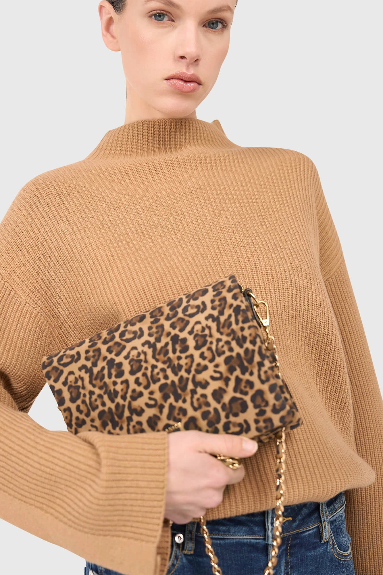 Skylar mit Leopardenmuster aus Wildleder